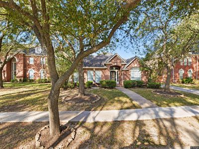 1906 Gray Birch Dr