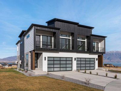 78 E Watson Dr