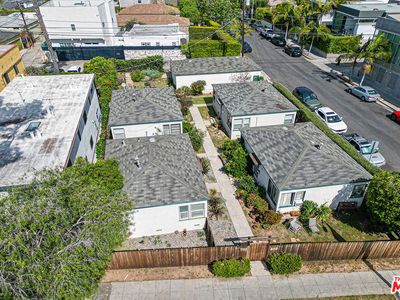 649 Rose Ave