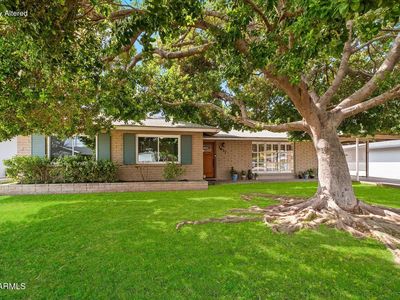 1637 E SIERRA VISTA Drive