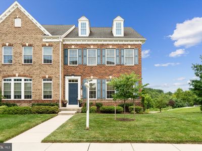 8135 Village Crest Dr #125