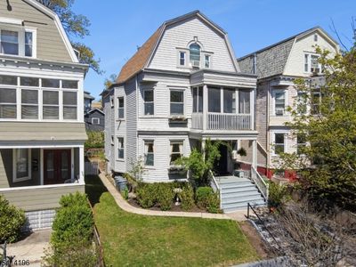 194 Hillside Ave