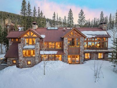 222 High Country Rd