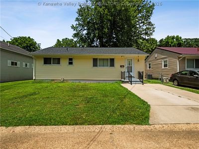 Property at 3939 39th St E, Nitro, WV