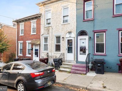 828 W 7th St