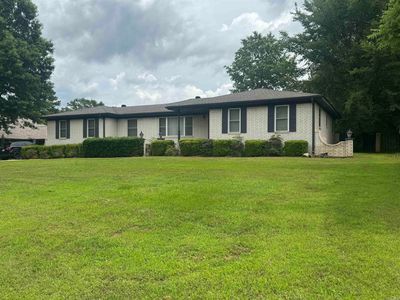5 Briarwood Ln