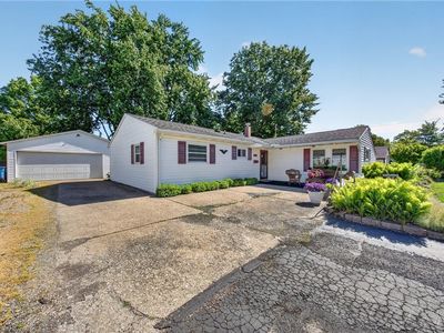 33848 David Dr