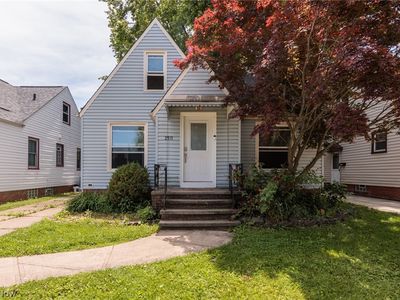 2511 North Ave