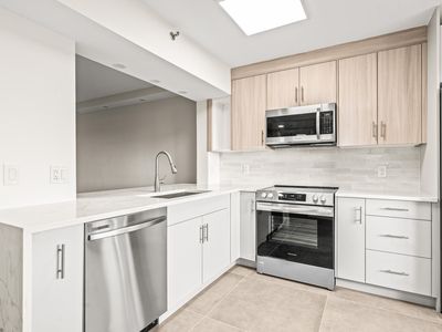 14425 Strathmore Lane #505