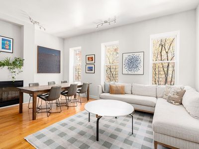 418 Henry St APT 4