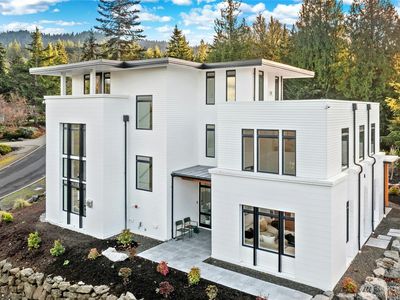 2115 Squak Mountain Loop SW