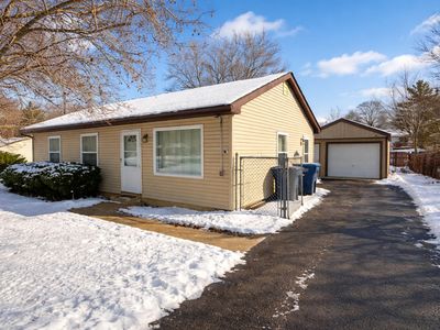 37093 N State Route 59