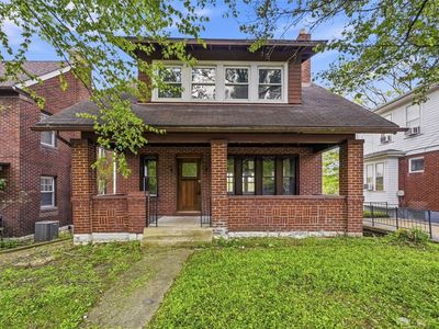 233 Barth Ave