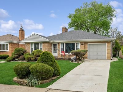Property at 624 S Madison Ave, La Grange, IL