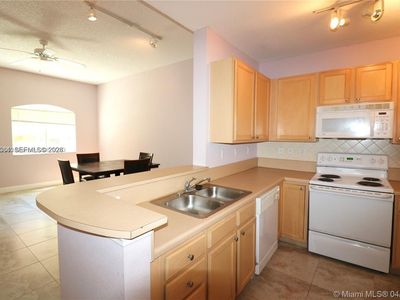 6001 SW 70th St APT 117