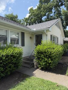 856B Kirkwood Ave