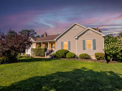 Property at 2200 Aldrich Ln, Laurel, NY