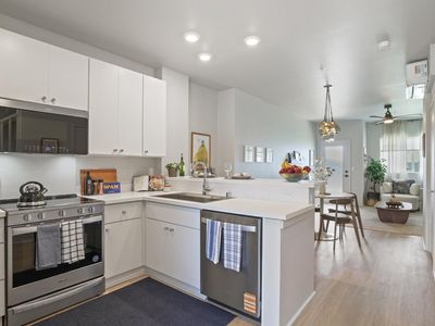 91-4099 Hikuono St #517