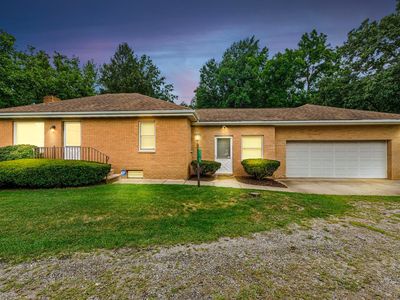 55769 Mayflower Rd