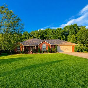 378 Horizon Hill Dr