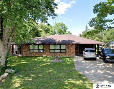 Property at 411 W 4th St, Alexandria, NE