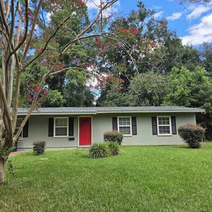 2112 Melanie Dr