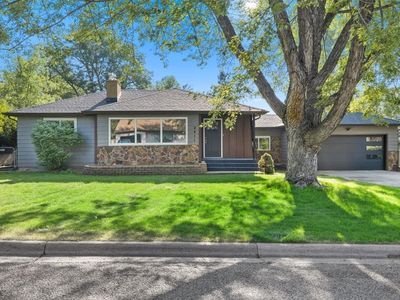 2411 Patricia Ln