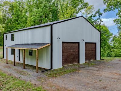 140 B L Moore Ln