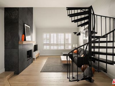 1412 N Crescent Heights Blvd APT 203