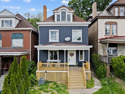 574 Orchard Ave