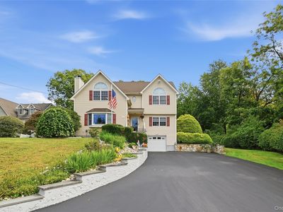 Property at 10 Albion Oval, Mahopac, NY