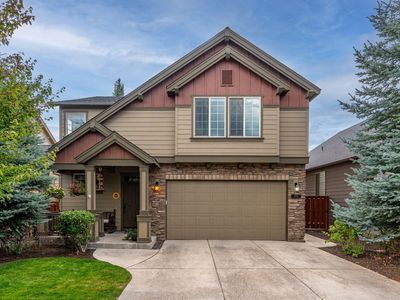 1200 NE Steins Pillar Dr