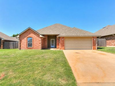 Property at 341 E Plantation Ter, Mustang, OK