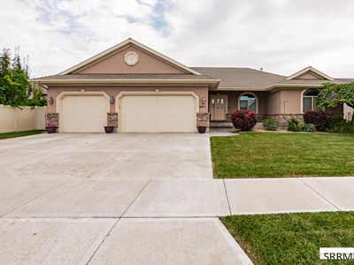 4011 Shadow Mountain Trl