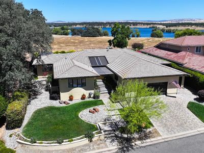6054 Puerto Dr