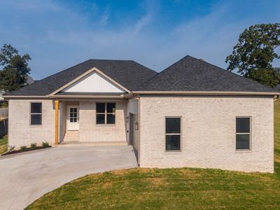 63 Oakbrooke Dr
