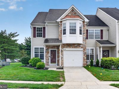 124 Chancellor Dr