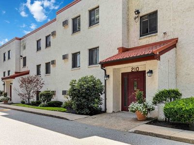 210 Fellsview Ter APT 212