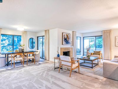 3424 Rossmoor Pkwy APT 2