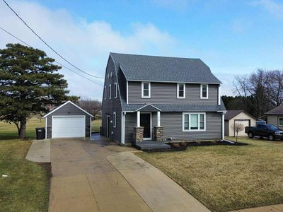 405 Independence Ave S