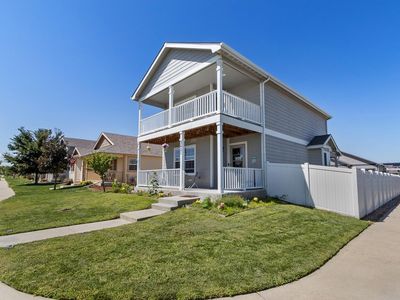 2421 Shooting Star Way