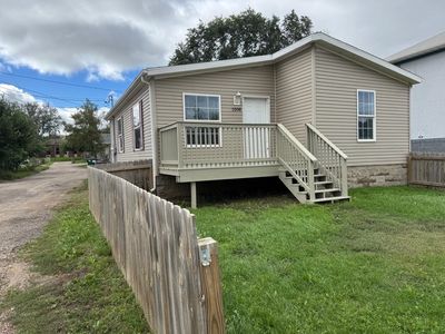 1008 Burdick Expy E