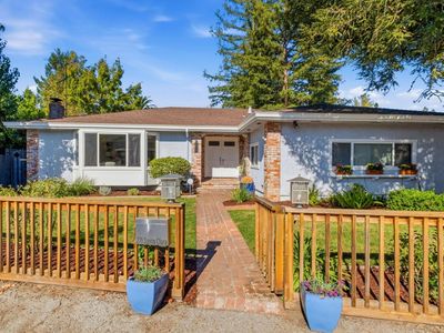 271 Santa Clara Ave