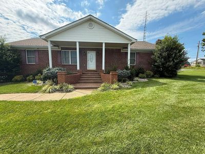15 Arnold Rd