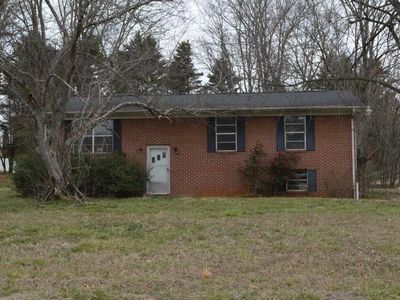 Property at 102 Lennox Dr, Jefferson City, TN