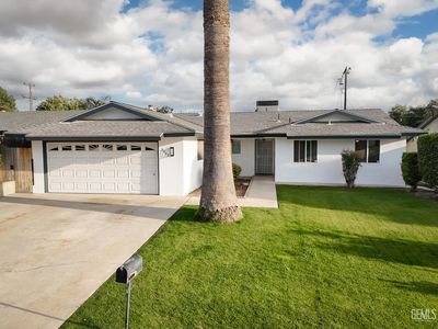 3207 Candlewood Dr