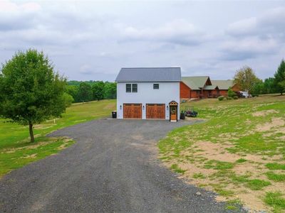360 Sunset Dr