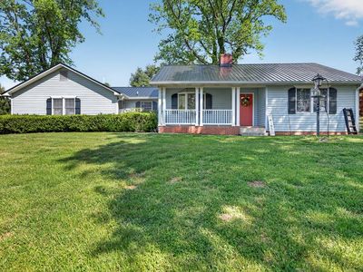 15305 Foxchase Ln