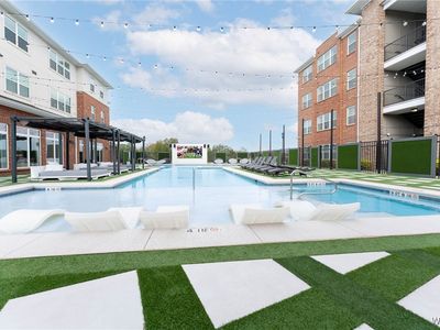 680 6th Ave NE APT 5312