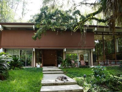 3105 SW 5TH COURT